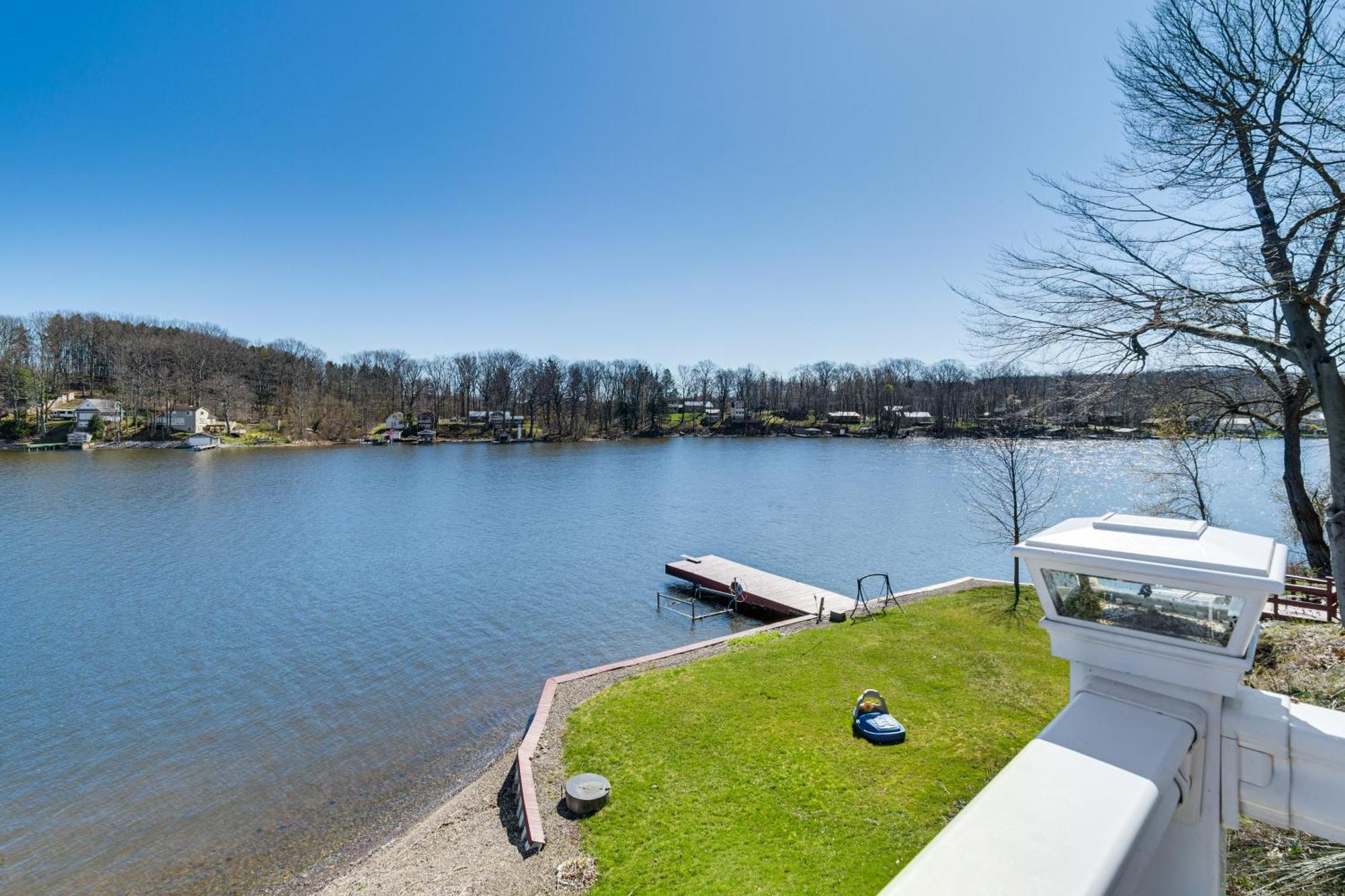 Waterfront Wolcott Vacation Rental With Deck And Views Luaran gambar