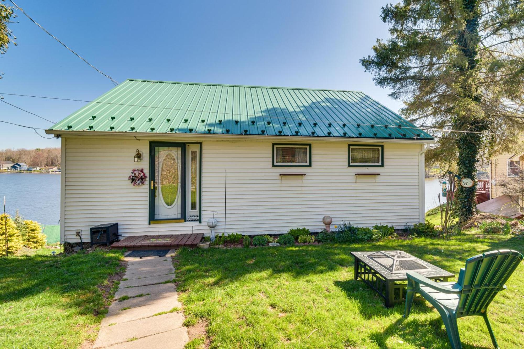Waterfront Wolcott Vacation Rental With Deck And Views Luaran gambar