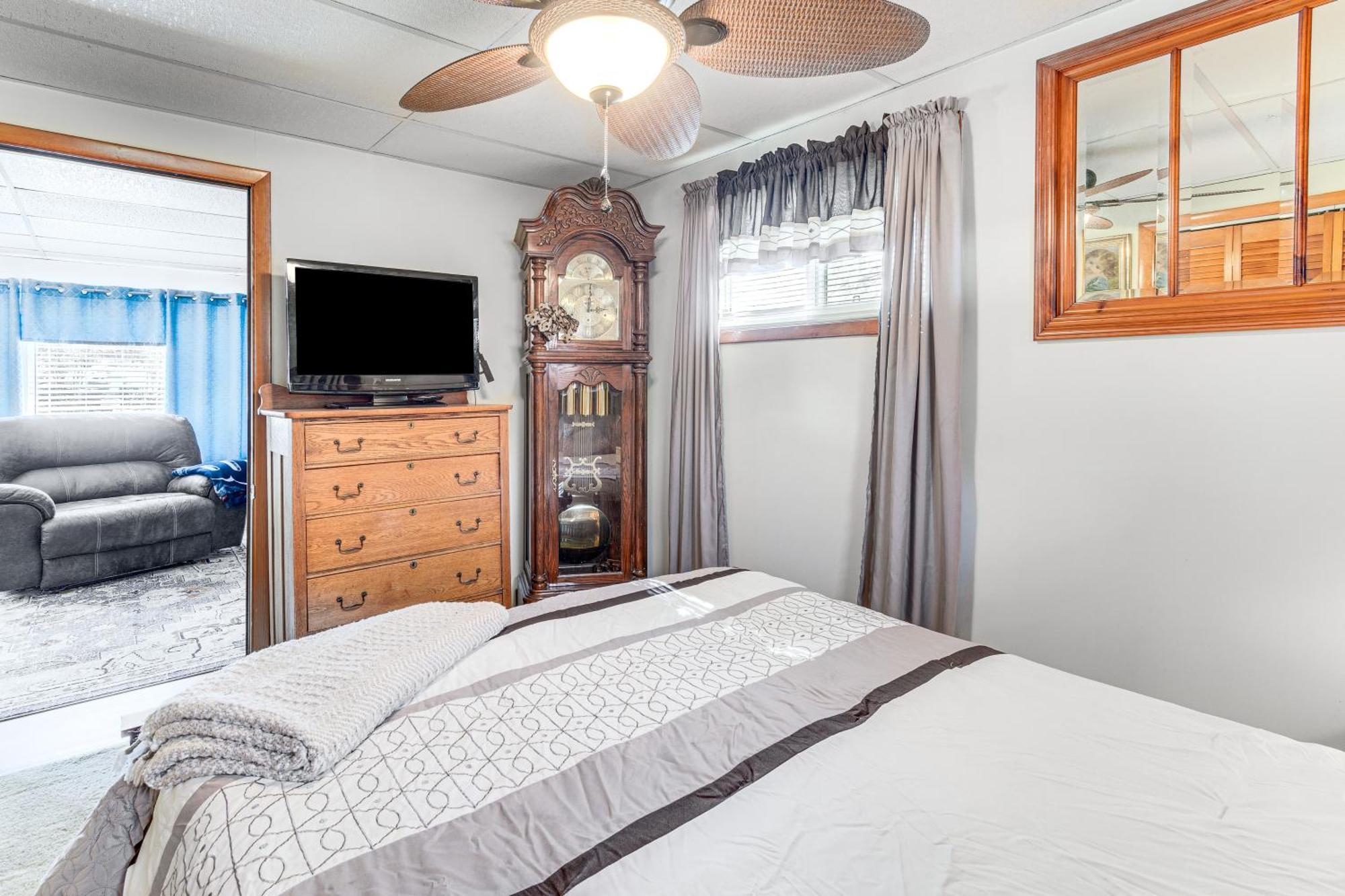 Waterfront Wolcott Vacation Rental With Deck And Views Luaran gambar