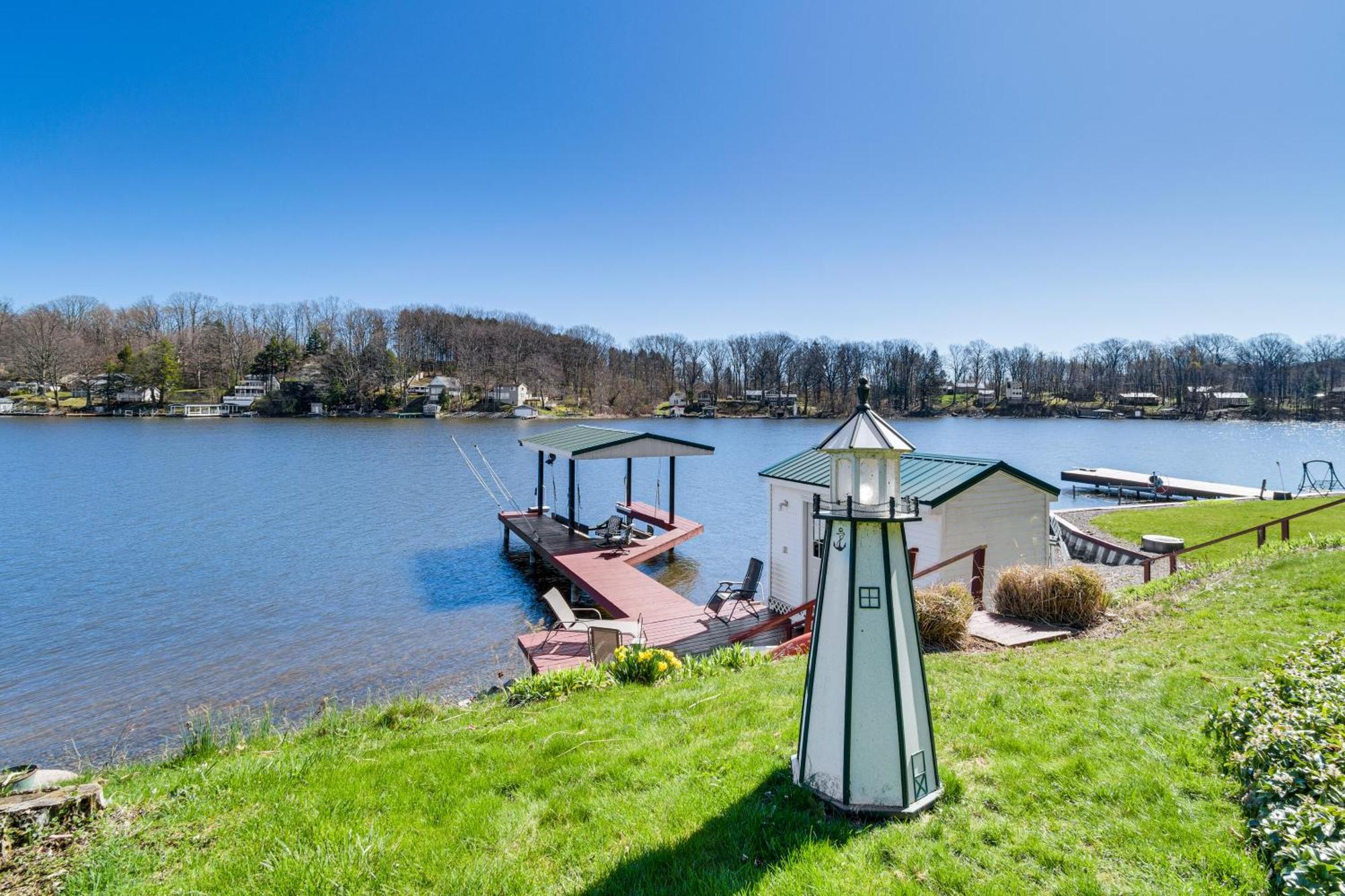 Waterfront Wolcott Vacation Rental With Deck And Views Luaran gambar