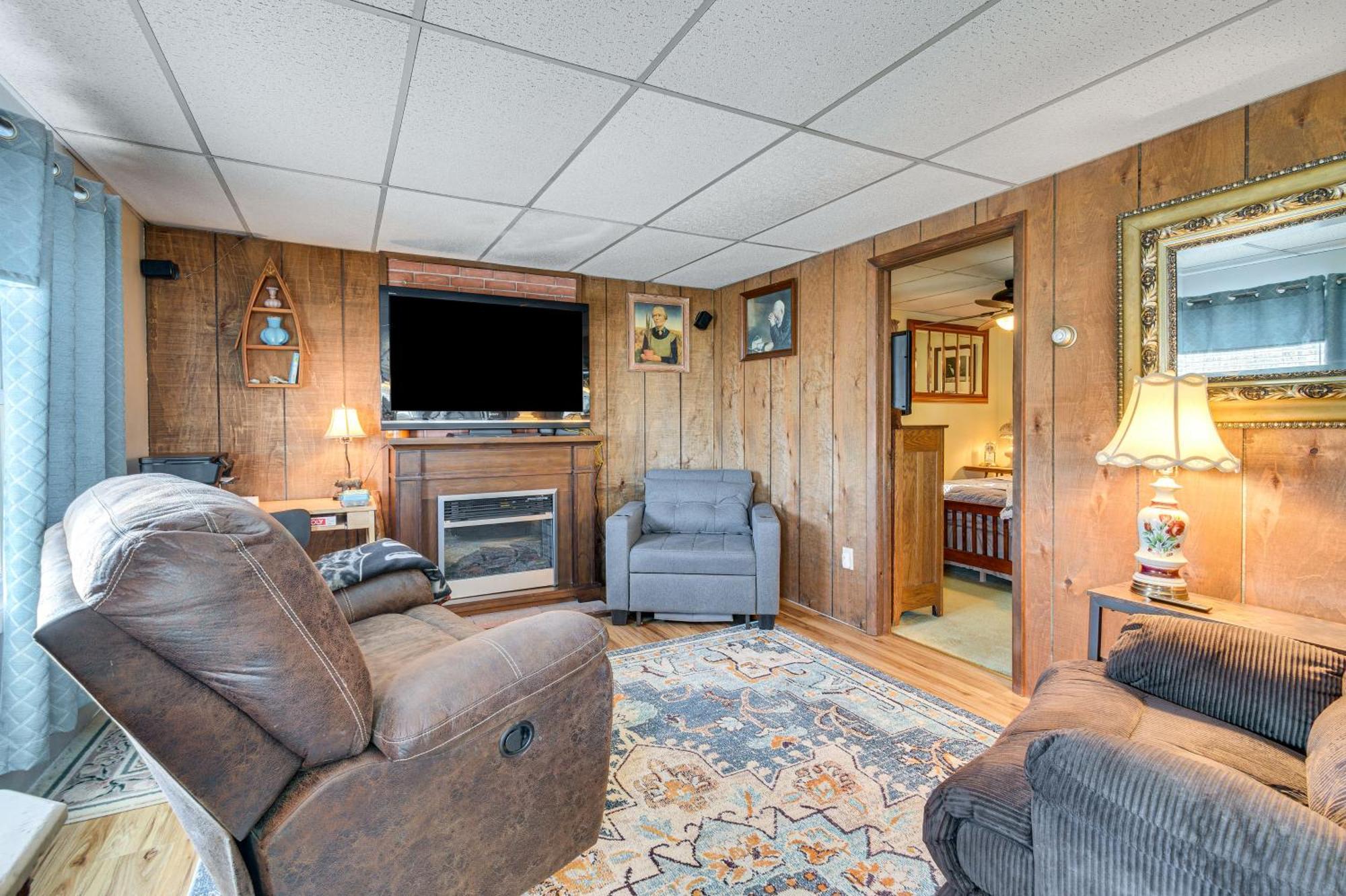 Waterfront Wolcott Vacation Rental With Deck And Views Luaran gambar